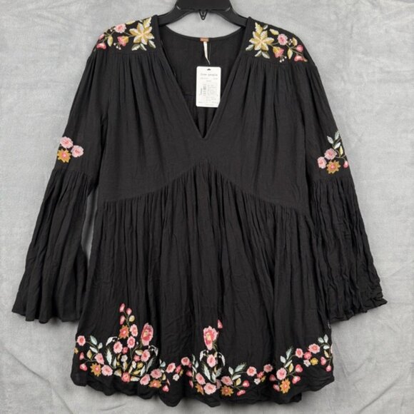 Free People Te Amo Mini Dress XS Embroidered Floral Boho Bell Sleeve Black - Picture 7 of 9
